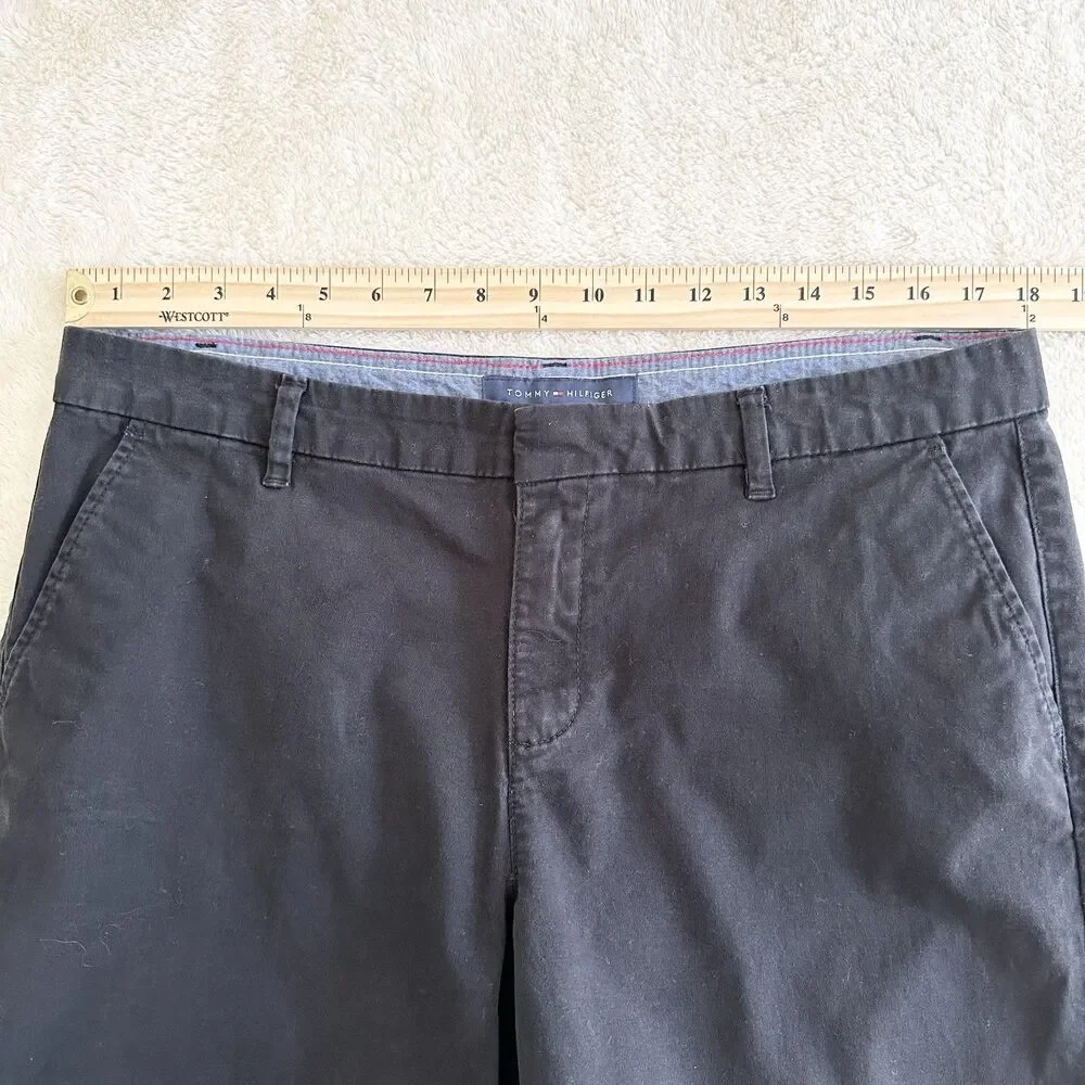 Tommy Hilfiger Shorts Womens Size 12 Black Flat Front Casual Dress Shorts